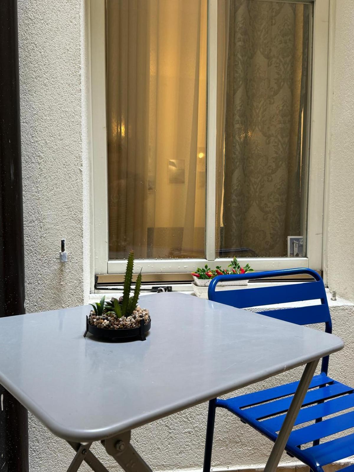 Duomo Nest Entire Apartment เตรนโต ภายนอก รูปภาพ